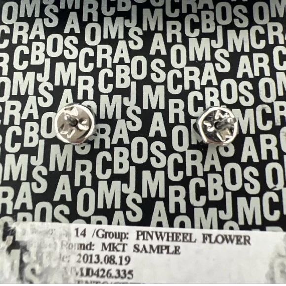Marc By Marc Jacobs - NWT - Pinwheel Flower Drop Earrings - Picture 7 of 7